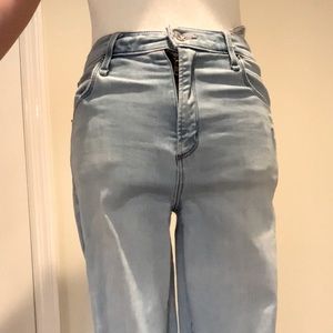 ❄️Stretchy ripped Abercrombie Jeans